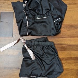 Victoria's Secret matching black short pajama set, L